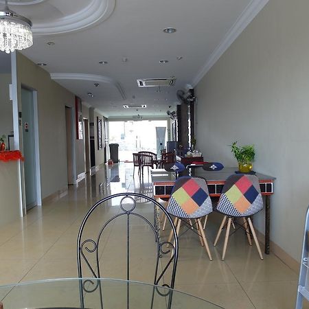 Sunnie Hotel Джохор-Бару Экстерьер фото