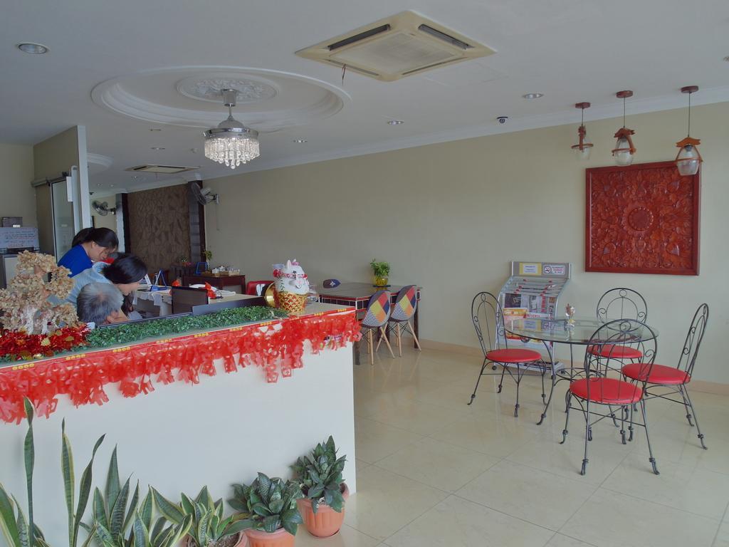 Sunnie Hotel Джохор-Бару Экстерьер фото